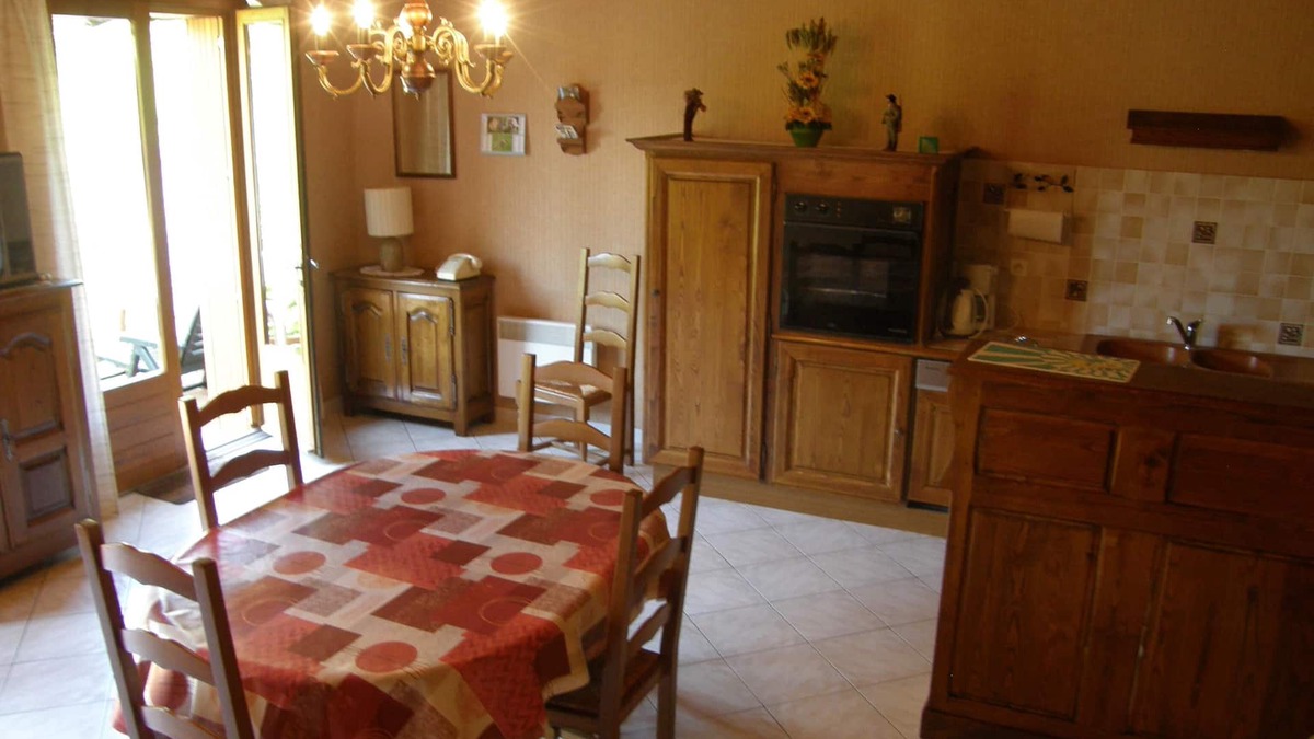 Sainte-Enimie House | House on the banks of the Tarn in Ste-Enimie in the Gorges du Tarn