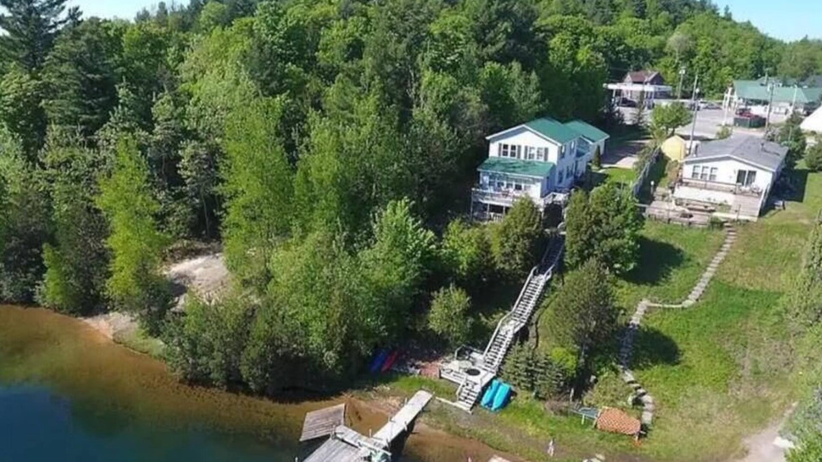 Star Lake House | House on Star Lake for you and yours!