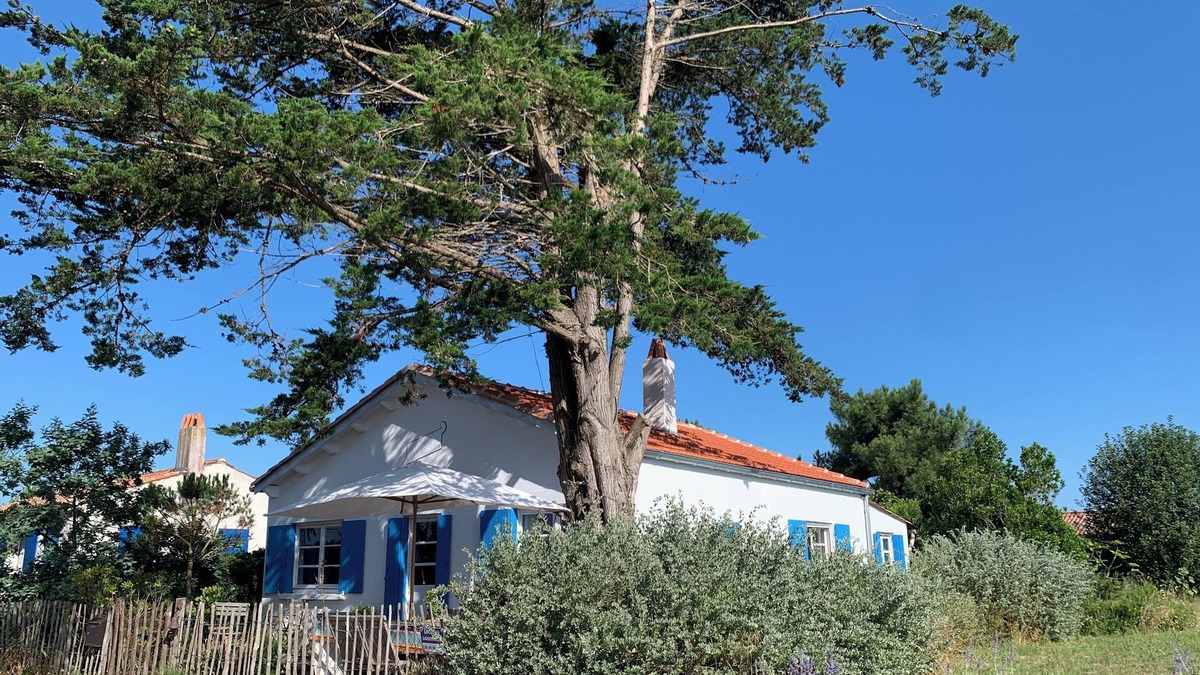 Ile-d'Aix Villa | House on the beach ILE D’AIX Exceptional