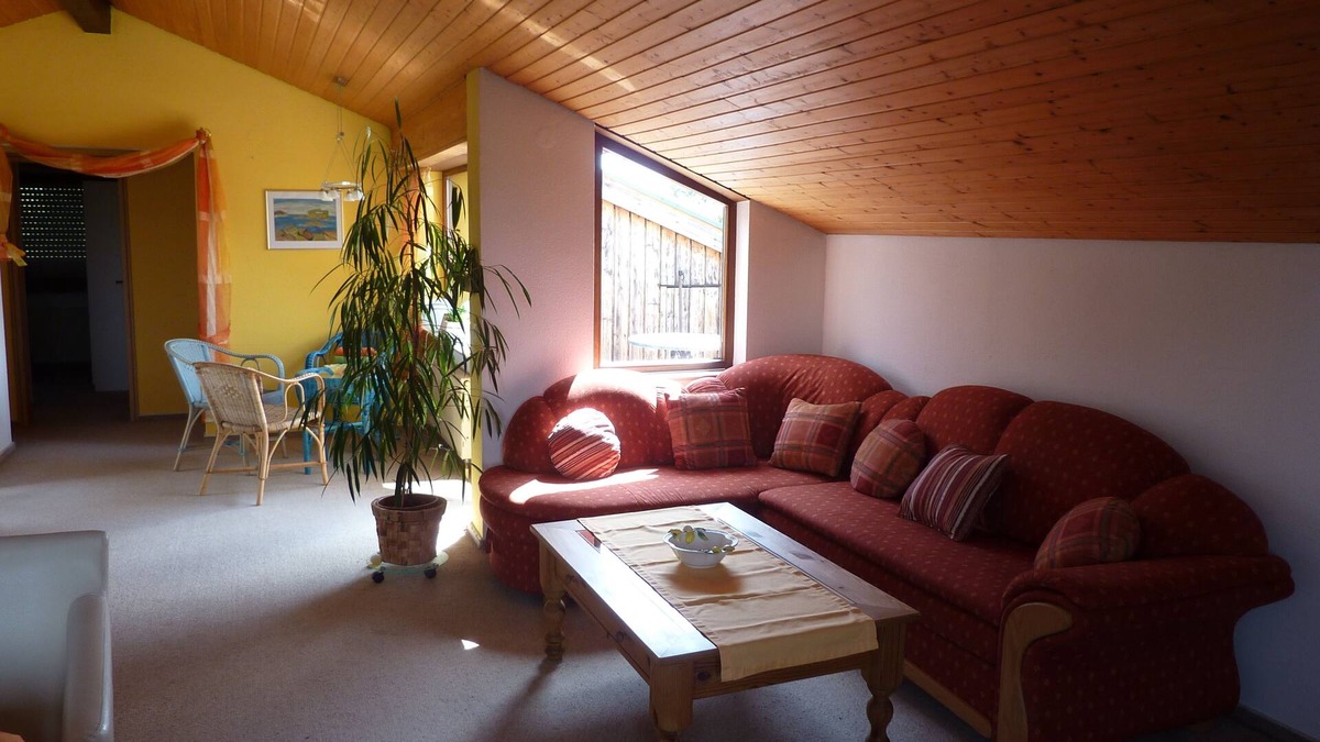 Oberbohringen Apartment | House on the golf course - beautiful 3 room attic apartment and feel-good climate