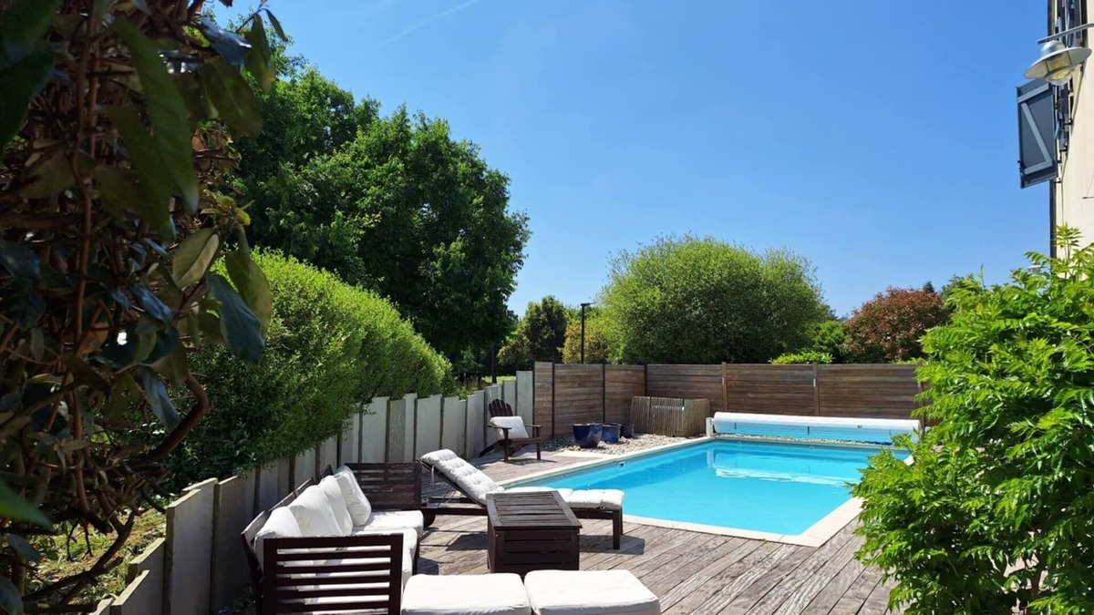 Bruz House | House on the golf course - private pool
