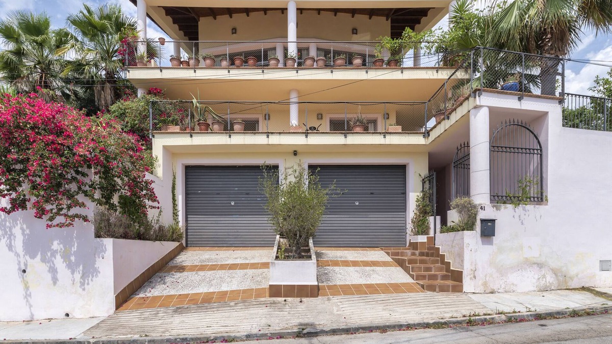 Olivella House | House overlooking the sea of Sitges family, groups