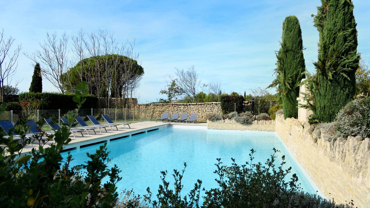 Gordes House | House overlooking the Luberon, in a private residence with shared pool