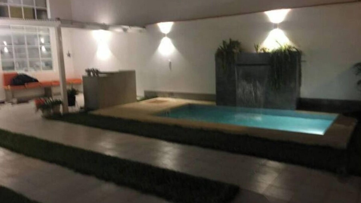 Asia House | House