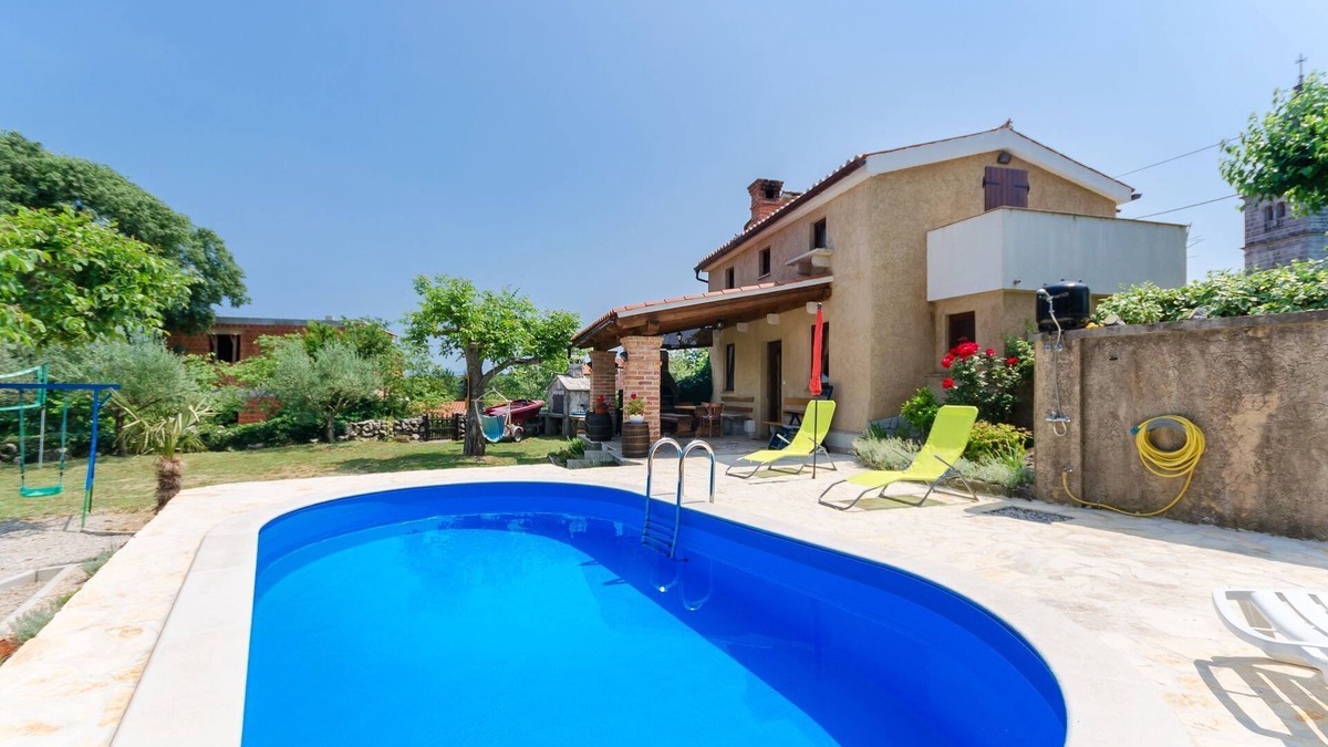 Poljica House | House Poljica with a pool (60992-K1) - Poljica
