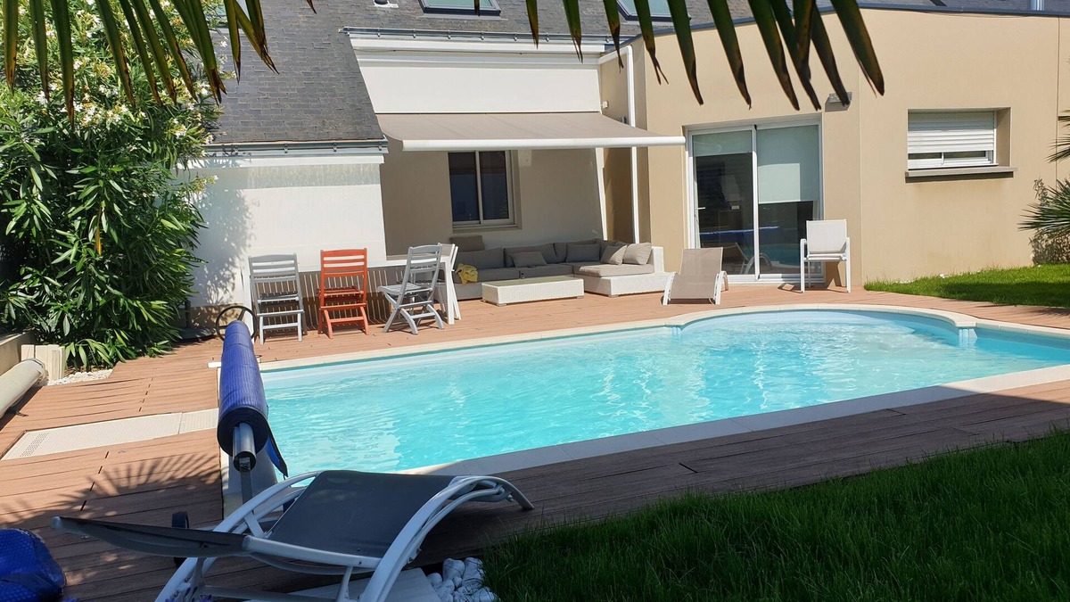 Mairie de Doulon House | House Private swimming pool, very quiet, not overlooked- Air conditioning-Nantes-