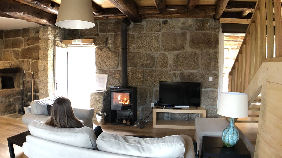 Casteloes Cottage | House Forno - Roof Houses