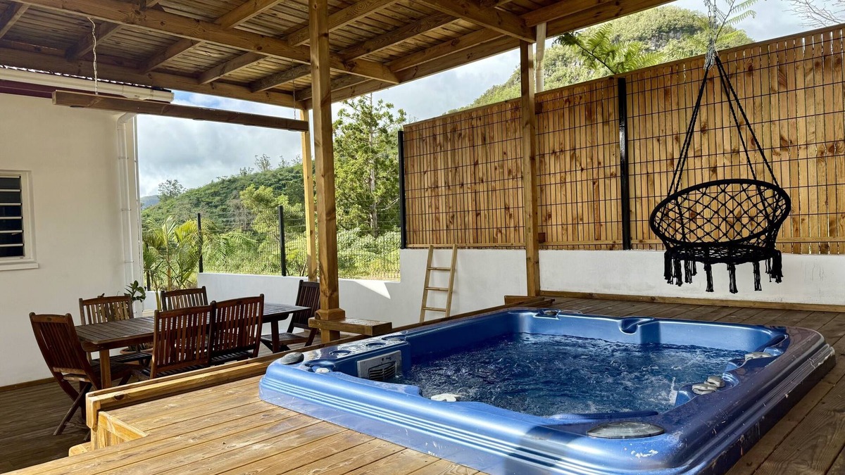 La Plaine-des-Palmistes House | House for 7 people - Mountain View