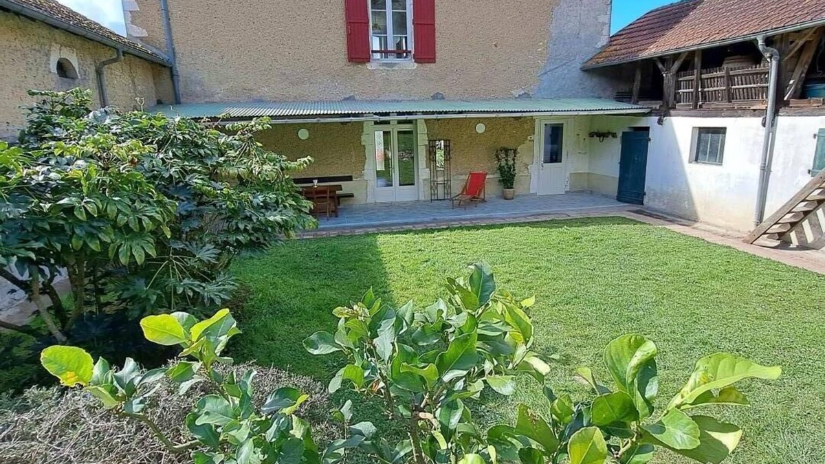 Eyres-Moncube House | House Saint Genez - EYRES MONCUBE