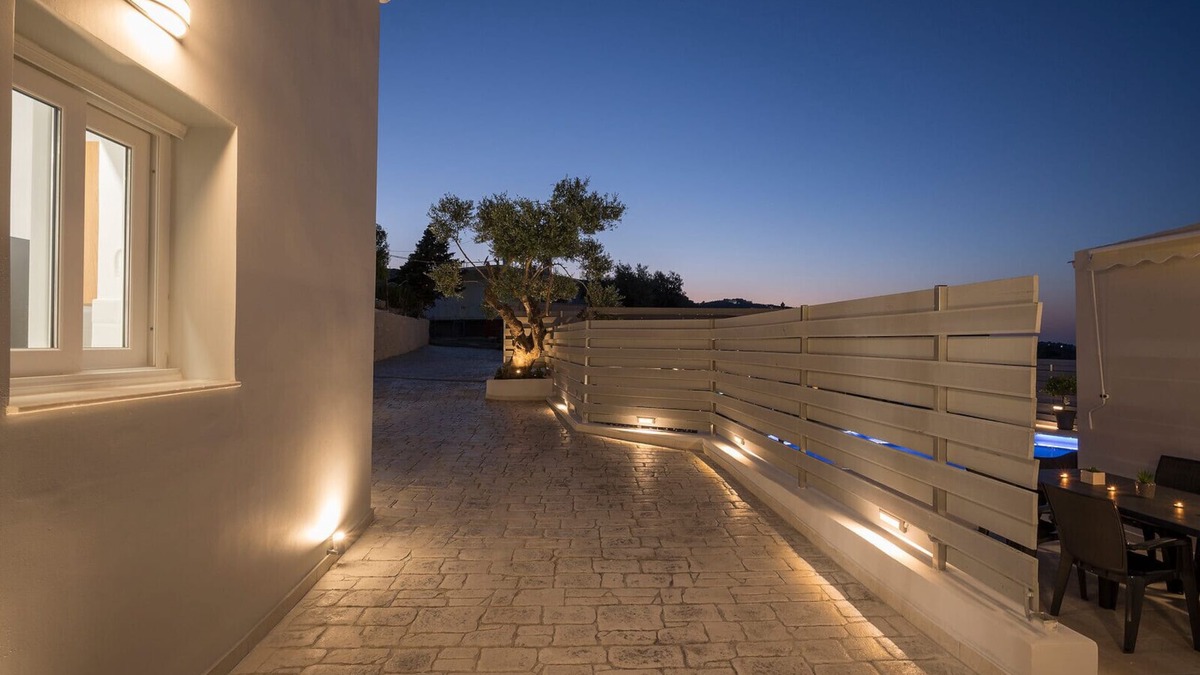 Sirili House | House Sirili