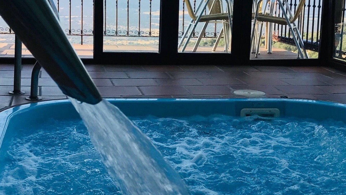 Pedro Bernardo Cottage | House SPA 12-16 places, in Gredos and the Tietar Valley, with pool-jacuzzi
