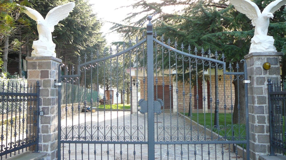 Sarnano Villa | HOUSE SURROUNDED BY NATURE AND QUIET '