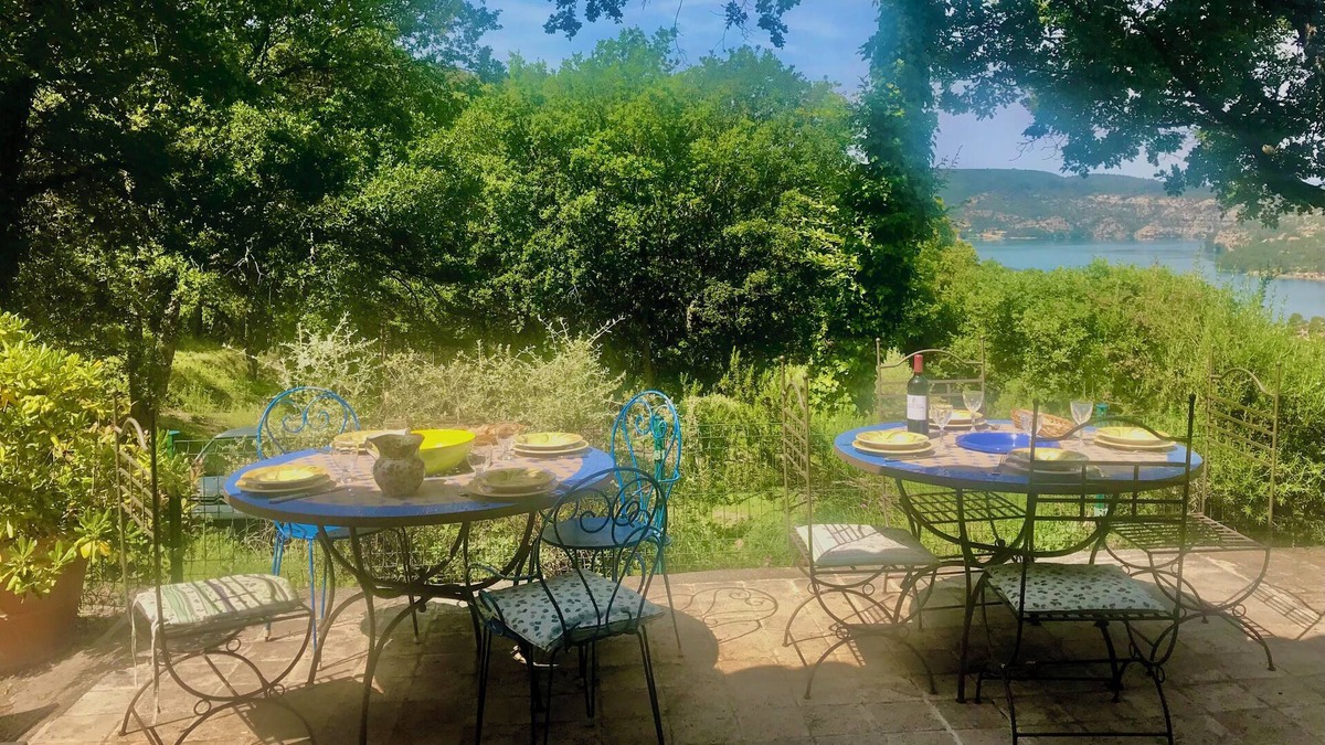 Esparron-de-Verdon House | House T3 with beautiful lake view.
