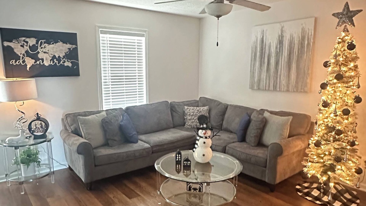 La Vergne House | House to Stay