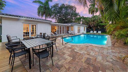 Harbor Beach House | House ∙ 5 bedrooms ∙ 12 guests