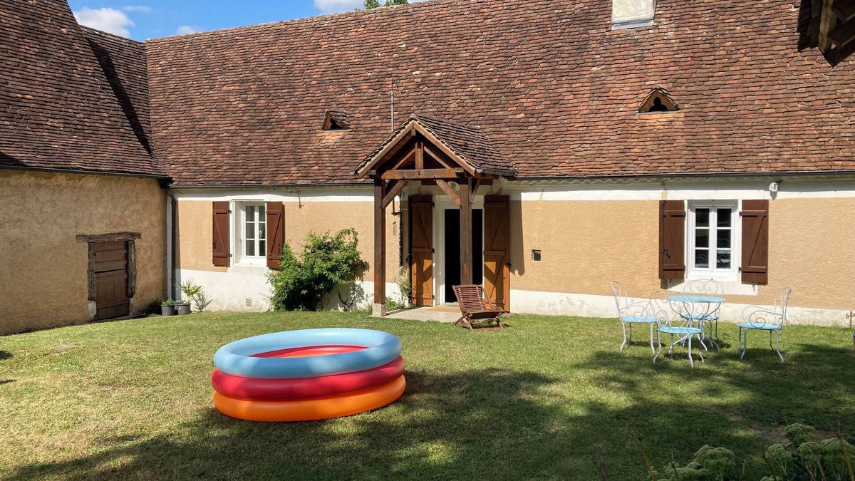 Milhac-d'Auberoche House | House/villa 7 rooms (160m2)