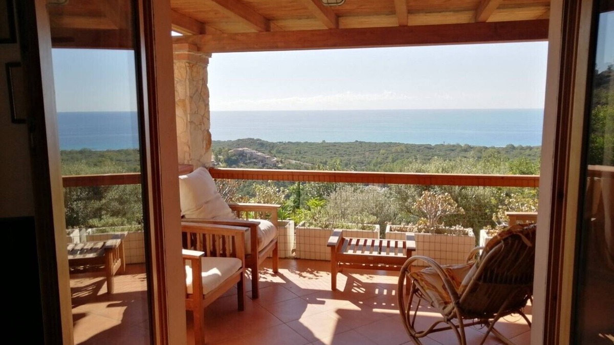 Eden Rock House | house/villa - 6 rooms - 8 persons