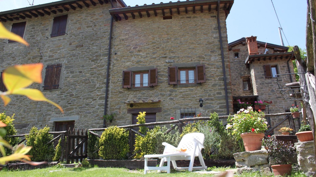 Raggiolo House | House/Villa - Ortignano-RaggioloHouse with garden (Florance and Arezzo)