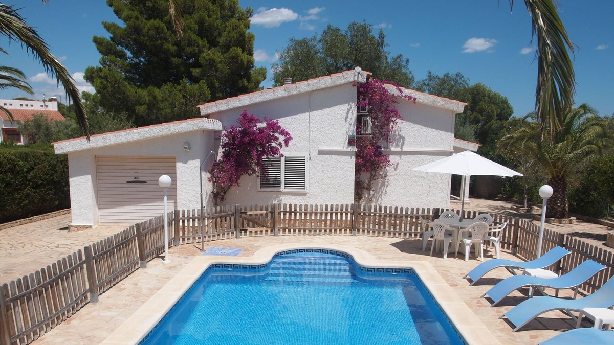 Cap Roig Villa | House / Villa - L ampolla
