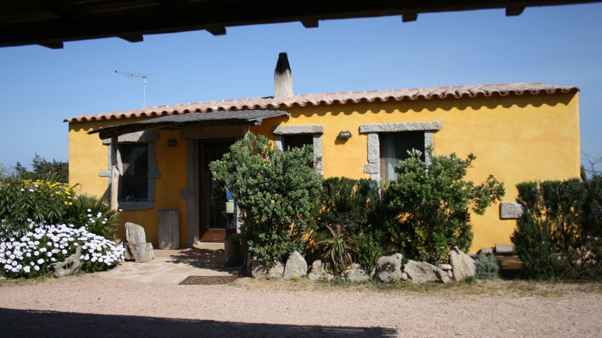 Aglientu House | House/villa with sea view garden 900 mt from rena majore beach