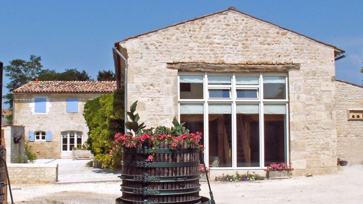 Saint-Palais-de-Phiolin House | House with swimming pool ideal for families with children