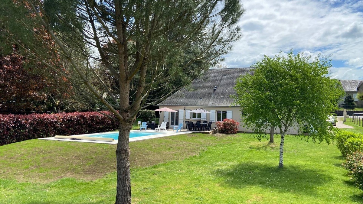 Argentat House | HOUSE WITH HEATED SWIMMING POOL* ON THE BANKS OF THE DORDOGNE WIFI OFFERED