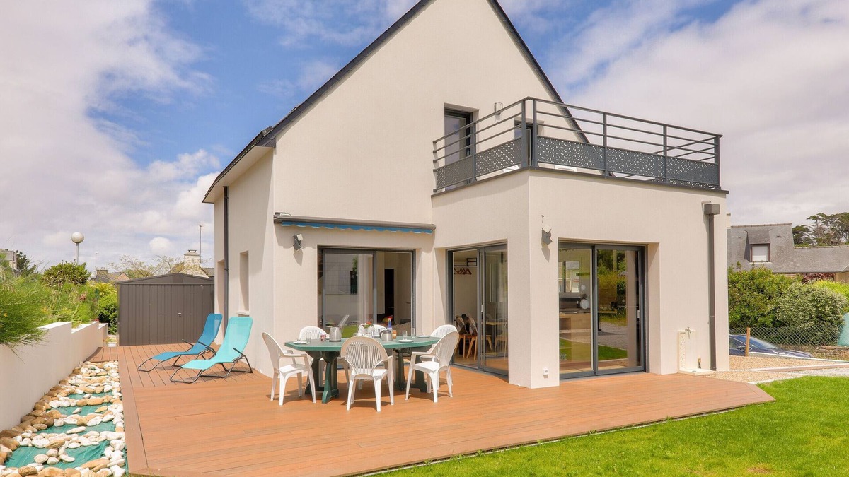 Saint-Gildas-de-Rhuys Ski Chalet | House with garden - 400m from Les Govelins beach