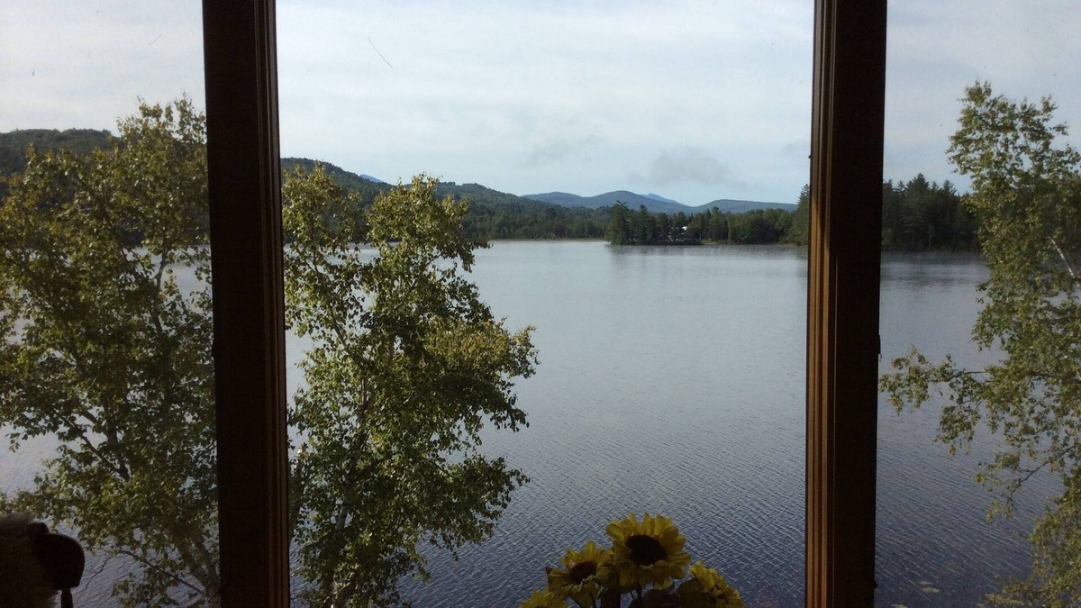 Whitefield House | House with 150 feet private lakefront - quiet, rustic, homey, near Bretton Woods