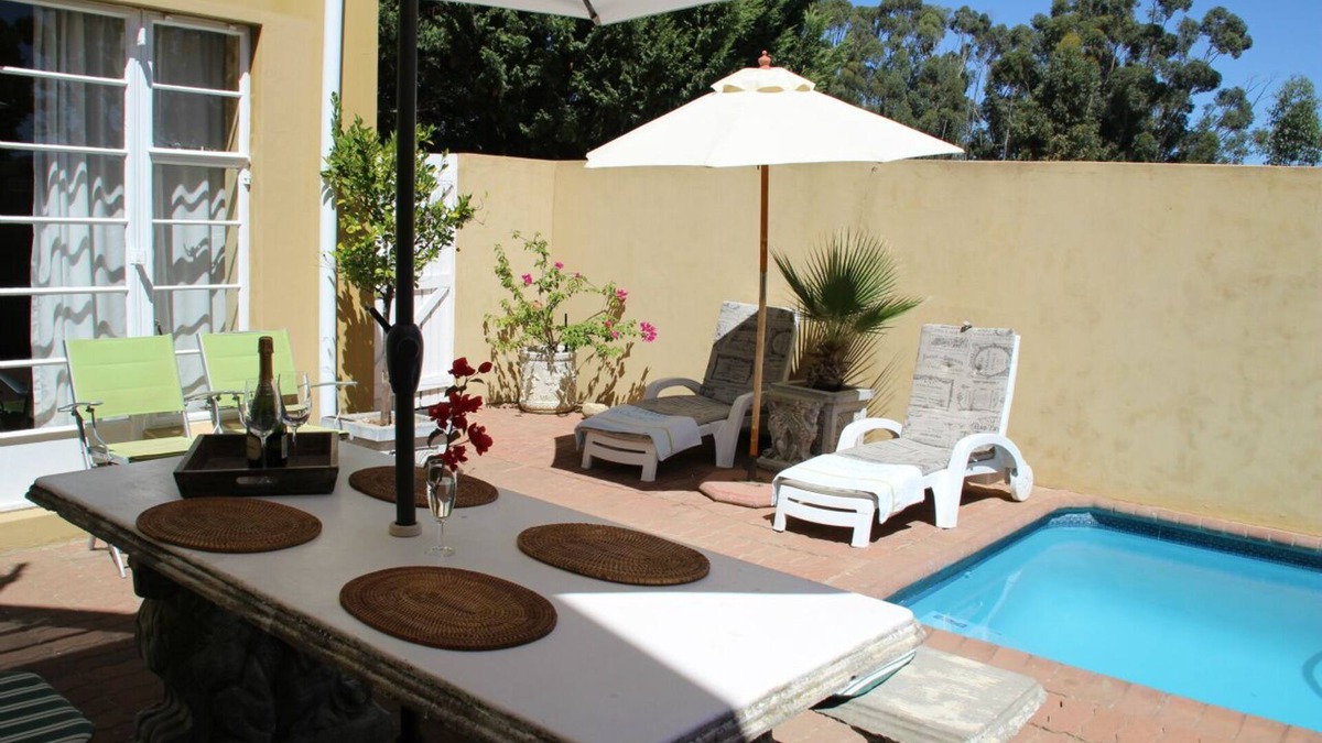 Tulbagh House | House with 3 double rooms en-suite