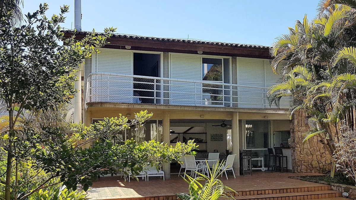 Costa do Sol House | House with 4 suites in a closed foot condominium in the sand - Guaratuba