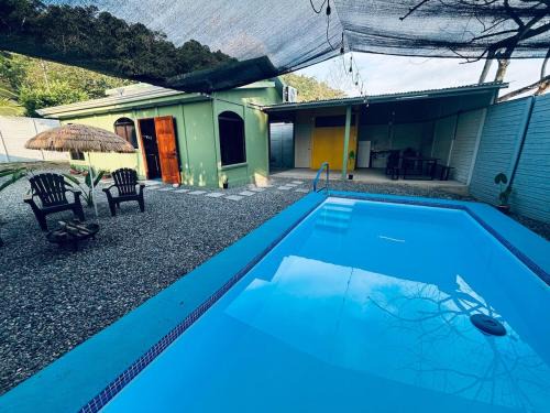 Ciudad Cortes House | House with a private swimming pool