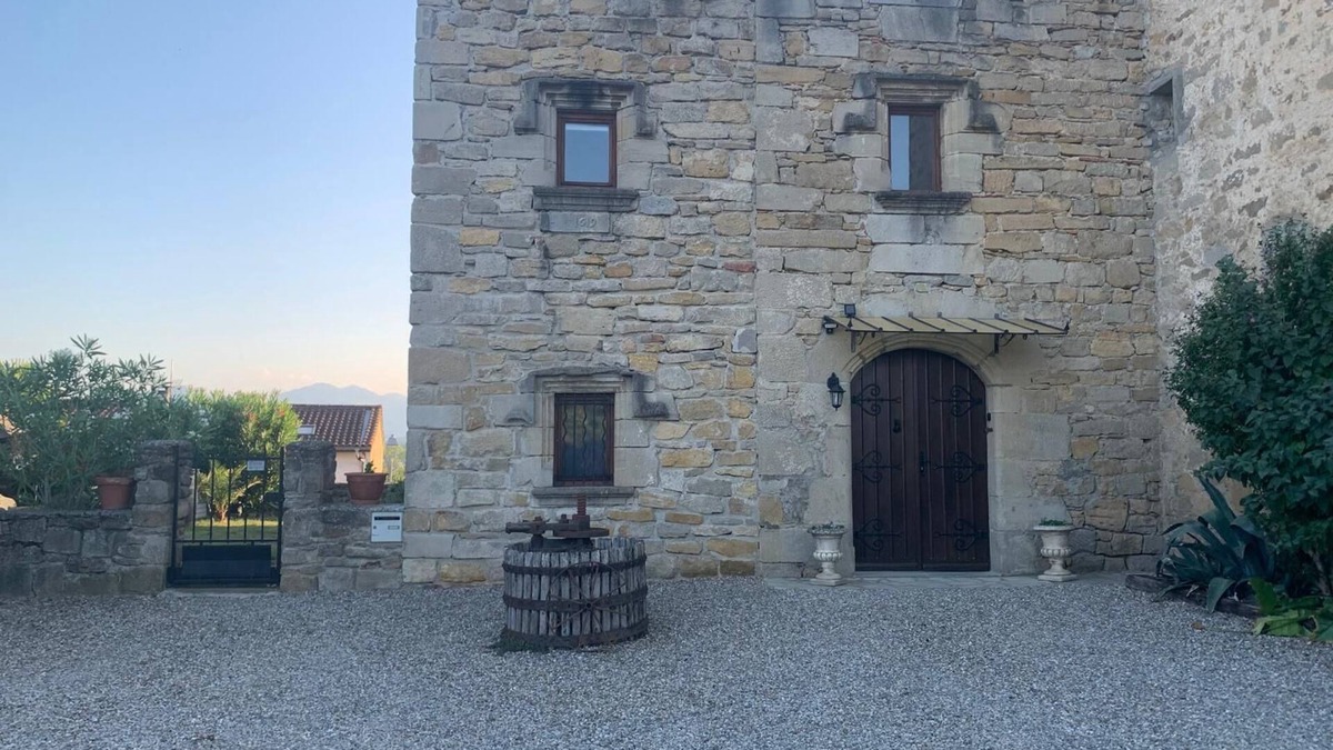 Treziers House | HOUSE WITH A VIEW OF THE PYRENEES OF THE ARIEGE AT TREZIERS NEAR MIREPOIX