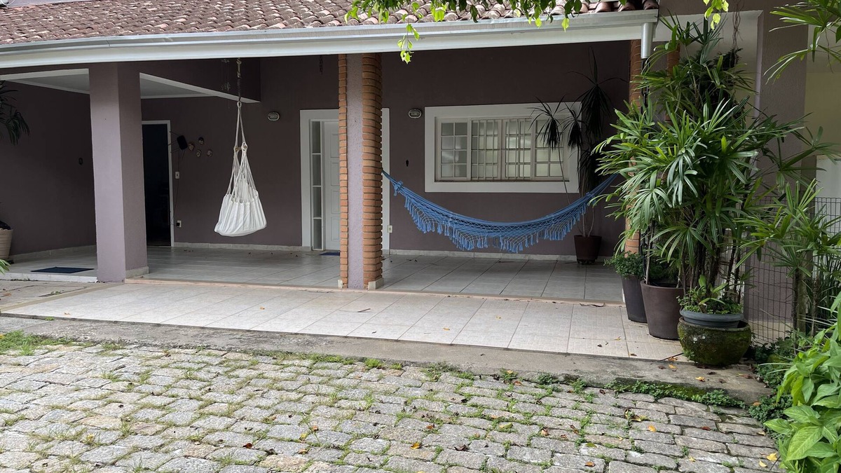 Centro House | House with barbecue and hifi