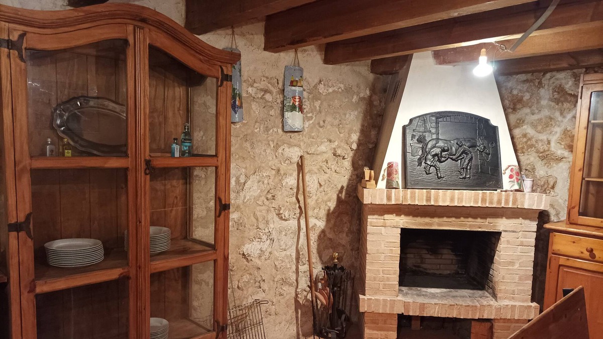 Penafiel Cottage | House with cellar in the center of Peñafiel