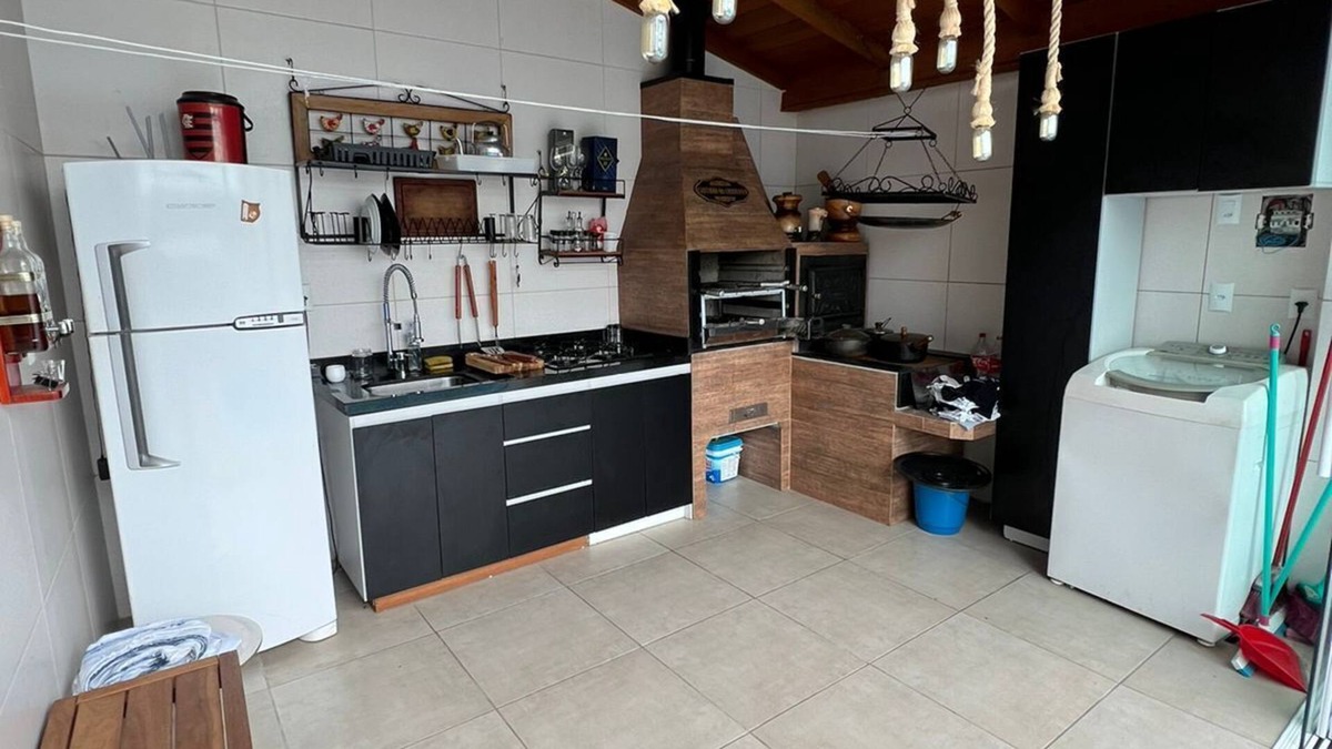 Potecas House | House with comfortable pool in São José
