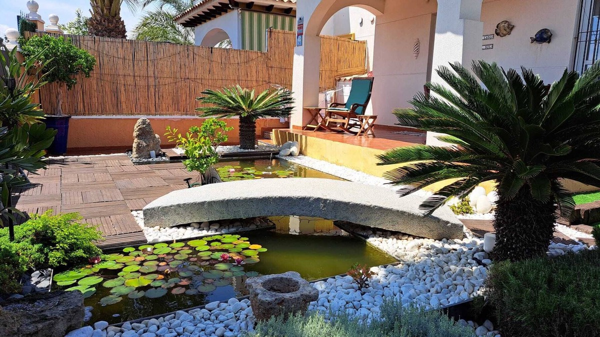 La Marina House | House with garden next to the Natural Park of Salinas de Santa Pola and beaches