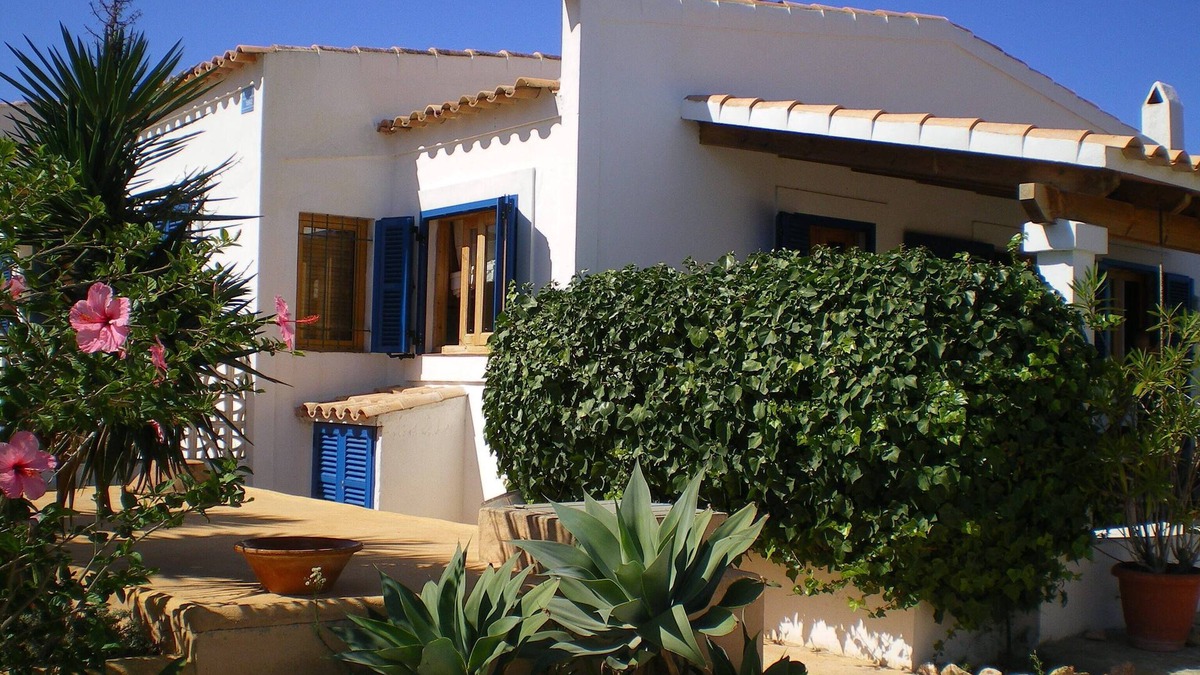 Sant Francesc Xavier Cottage | House with garden and views of the village - House 2H (dwelling 2) from private owner