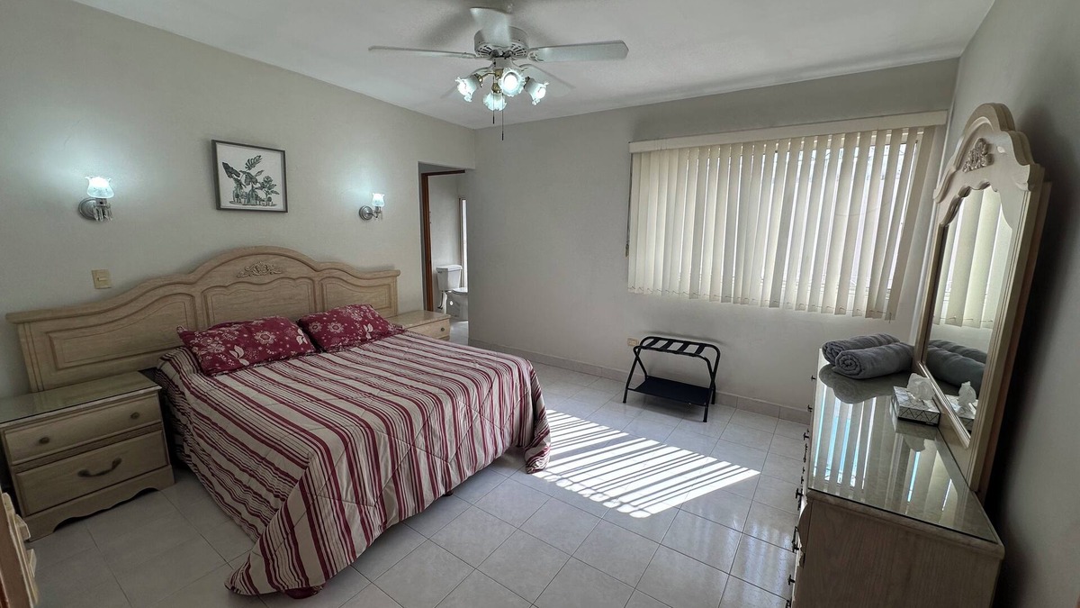 Torreon House | House with Excellent Location/Tec de Monterrey/Hospital Angeles/Private/Secure