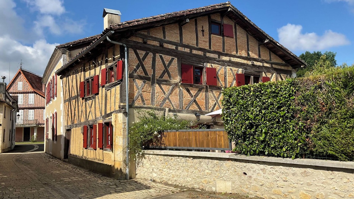 Labastide-dArmagnac House | House with heated pool