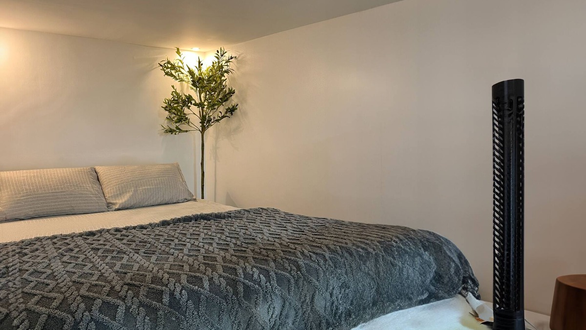 Angeles City House | house with free parking, just 7 minutes from the mall, secure gated community