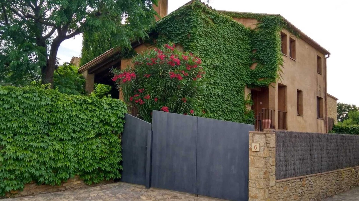 Monells Cottage | House with garden and terrace, ideal to relax, near the Costa Brava