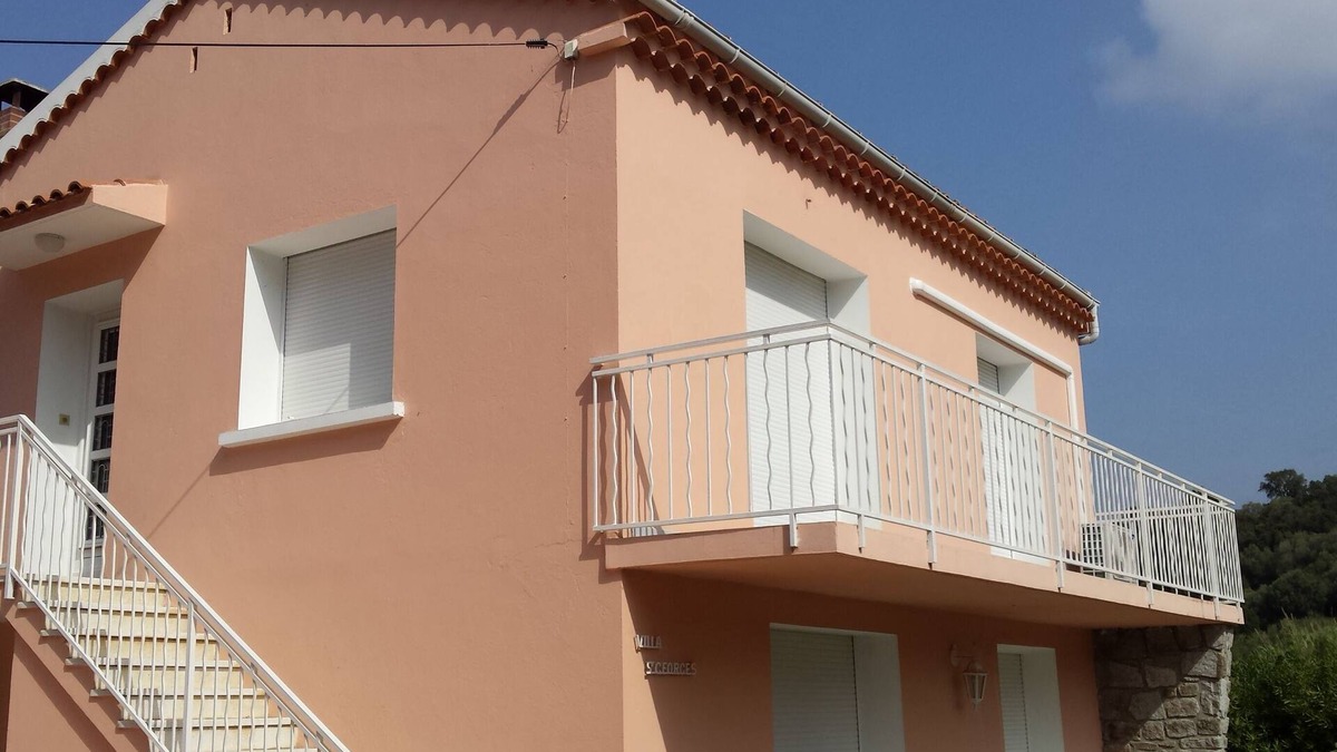 Giuncaggio House | House with garden. Beautiful self-contained flat in villa in the countryside
