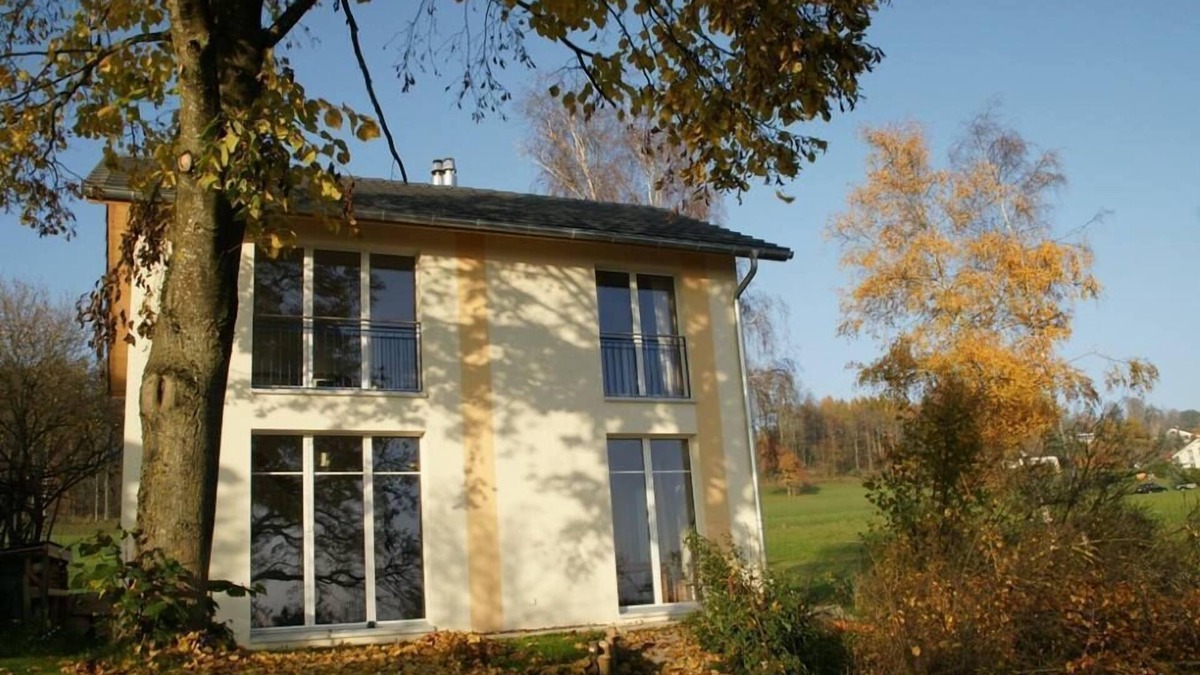Lugnorre House | House with garden