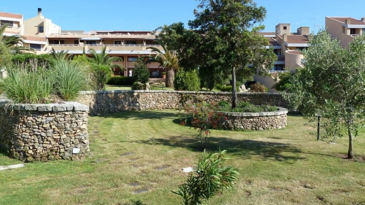 Palau Apartment | House with garden near see