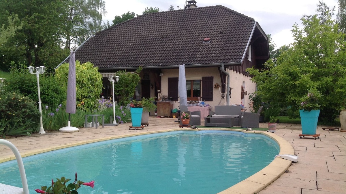 Etercy House | House with pool 8 km from Lake Annecy