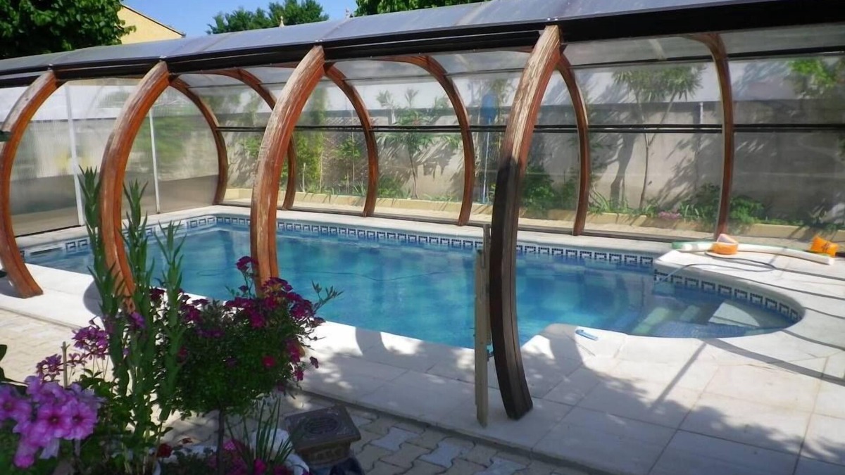 Route d'Arles House | House with pool and garden House with pool and garden