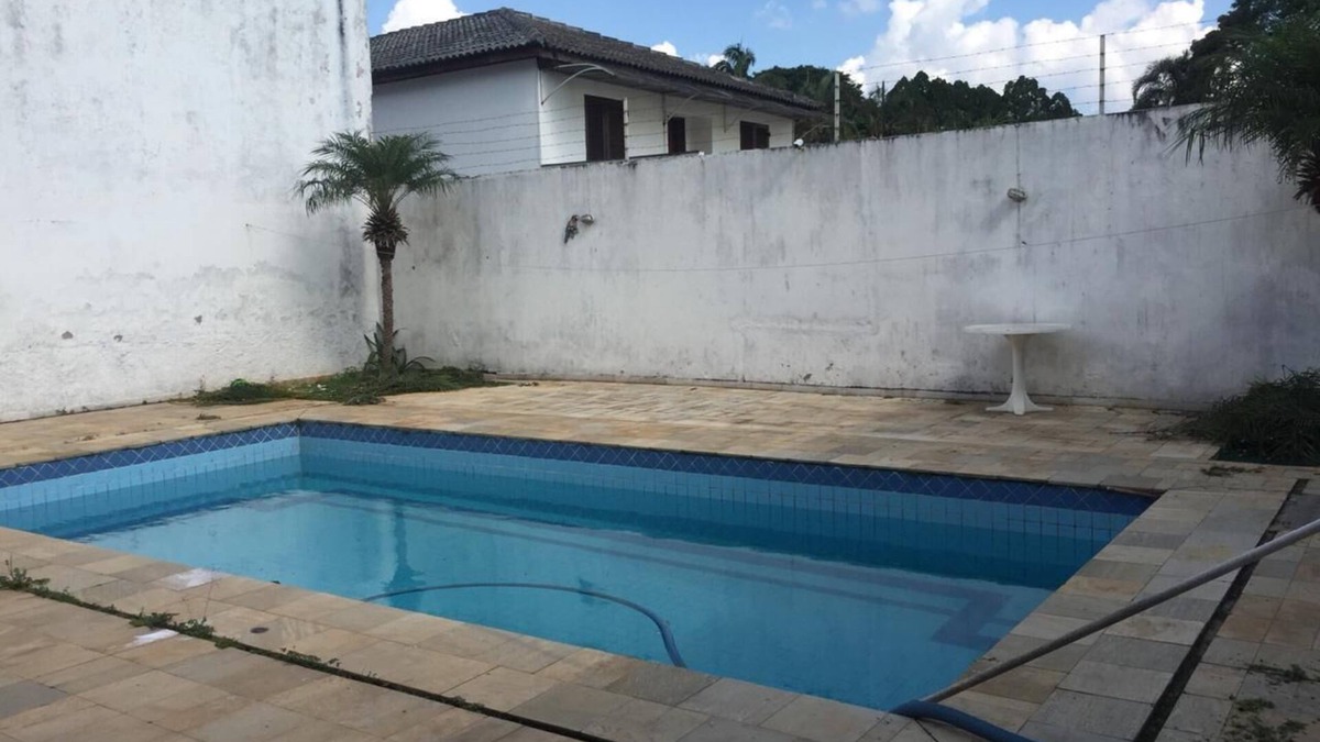 Sao Paulo House | House with pool in residential neighborhood