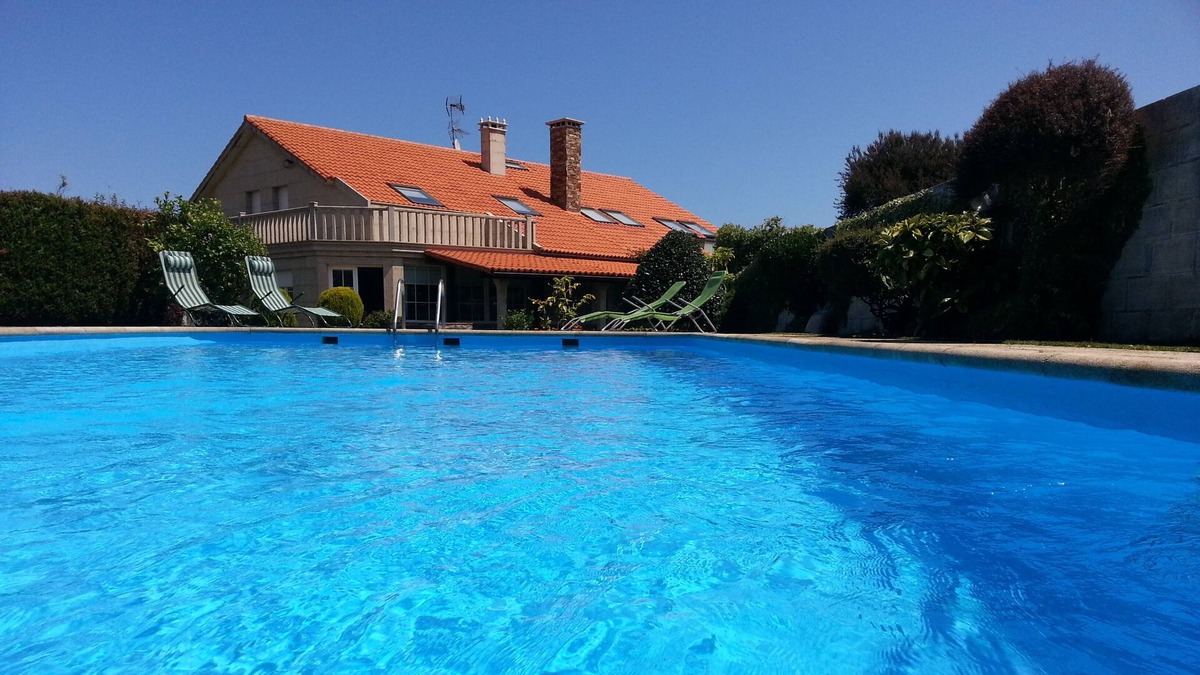 Arnados House | House with pool in Razo.