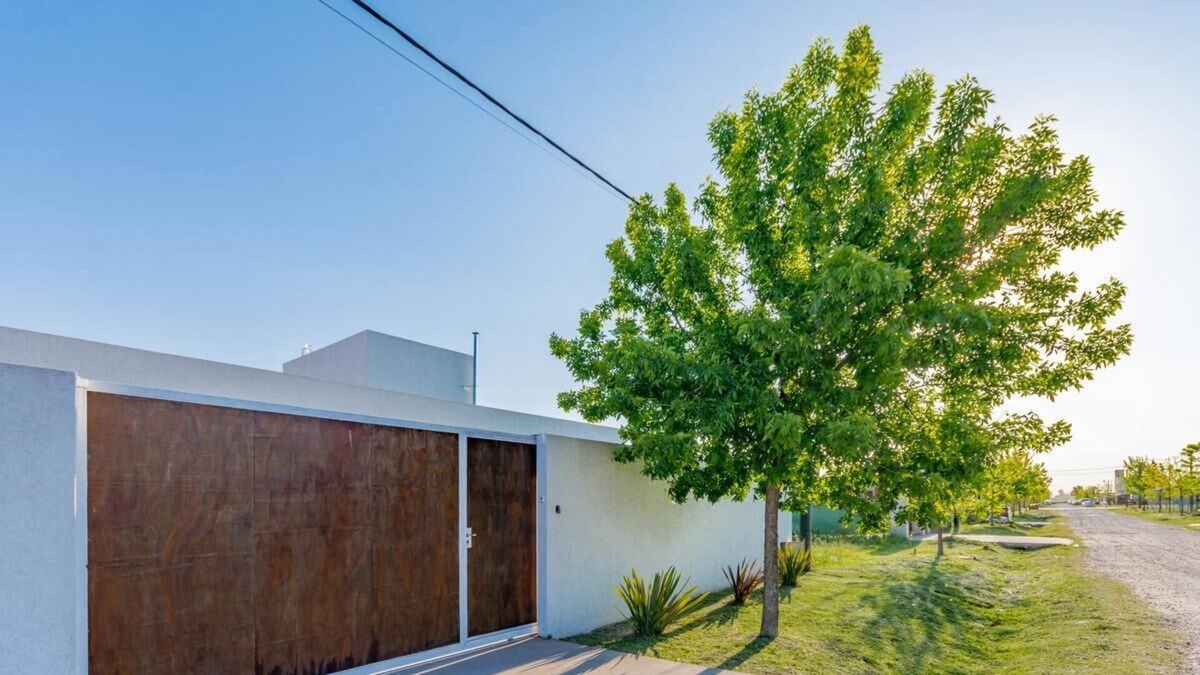 Roldan House | House with pool in Roldan