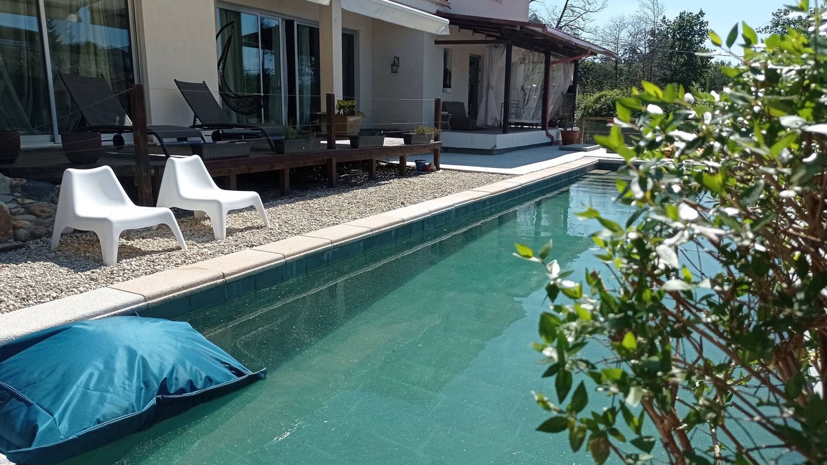 O Porrino House | House with pool of 14 m ecological